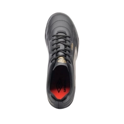 Chuteira Society Masculino Umbro Class Footballer Preto/Dourado
