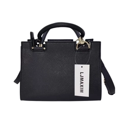 Bolsa DFD Feminina Quadrada com Detalhes Dourados Preto