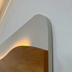 Painel para TV até 75'' Artely Lumiere 004783 Cinamomo/Off White SE