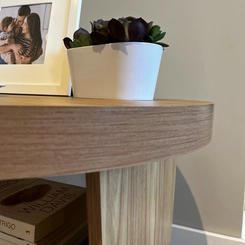 Mesa de Apoio Magnum Artely Carvalho SE