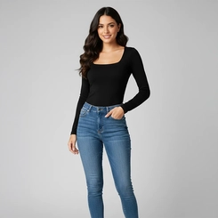 Blusa Feminina Gola Quadrada Casual Free Preta