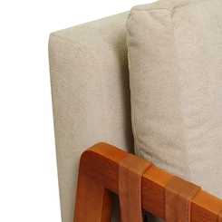 Poltrona Estofada com Braços de Madeira Córdoba MS Decor Bege