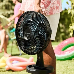 Ventilador de Mesa com 6 Pás 50W Cadence Fresh Mini VTR310 Preto